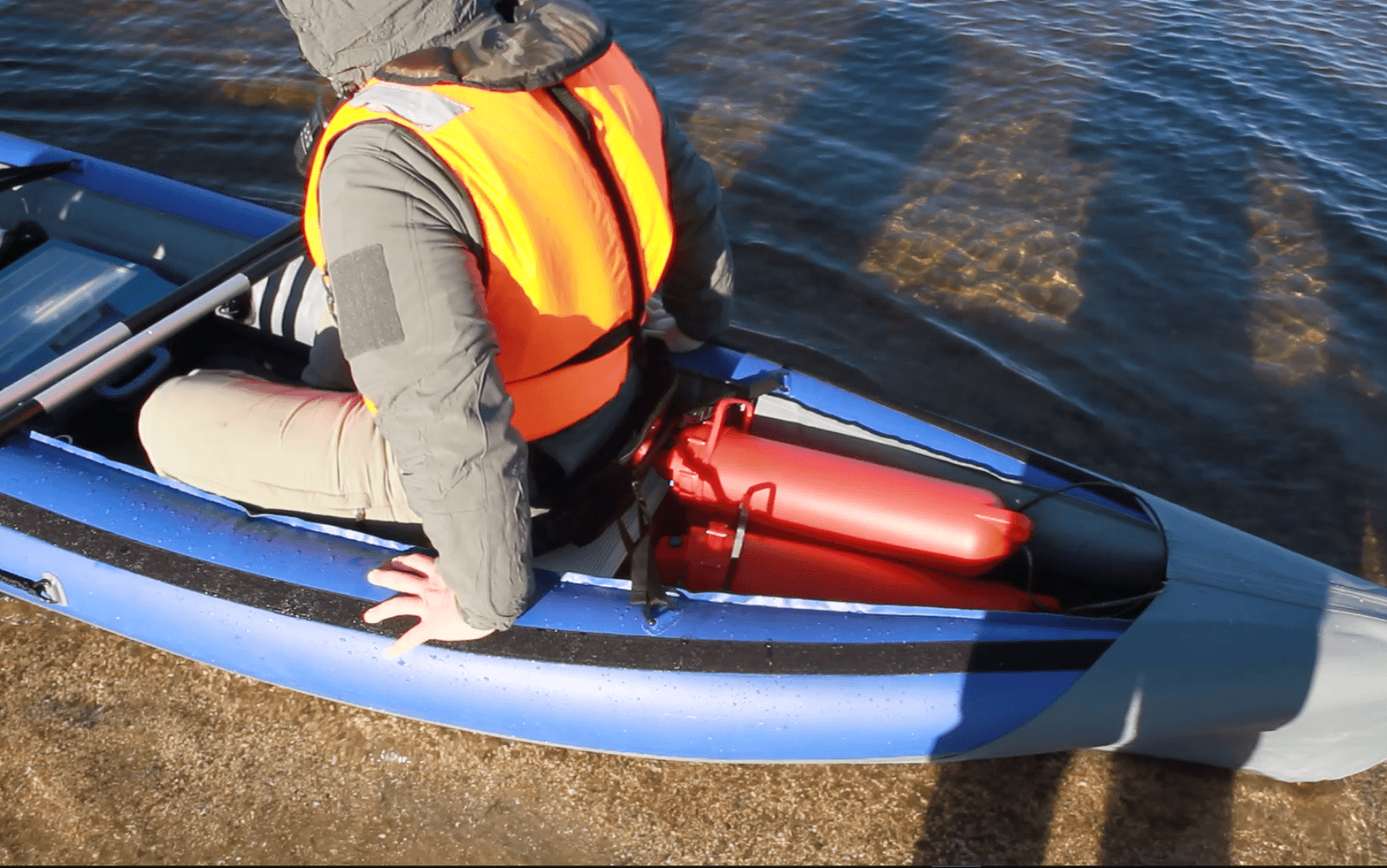 buoys_in_boat Подводный GPS на телеуправляемом необитаемом подводном аппарате: опыт использования
